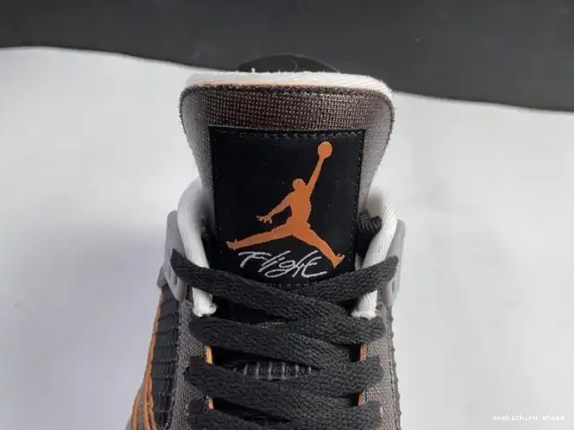 Cheap Jordan 4 Retro Starfish Air CW7183-100 (W) 0427